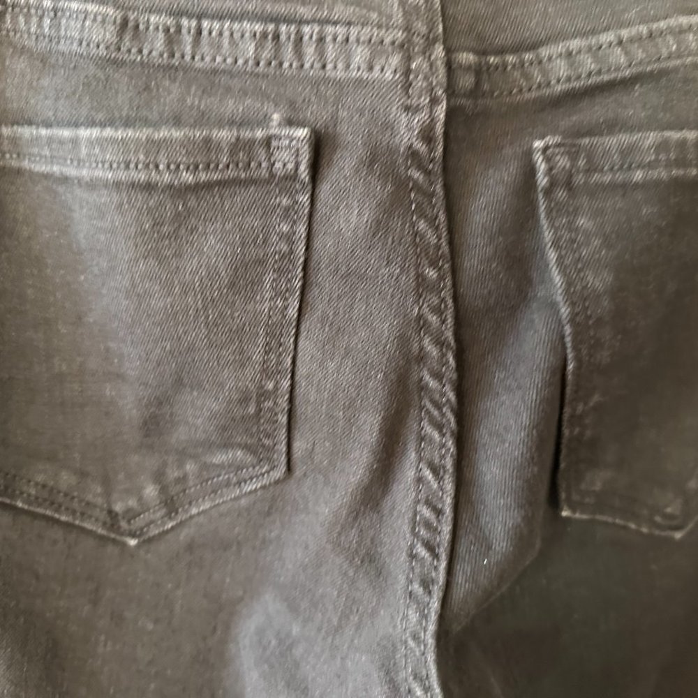 Old Navy Micro Flare Jeans - Picture 4 of 6